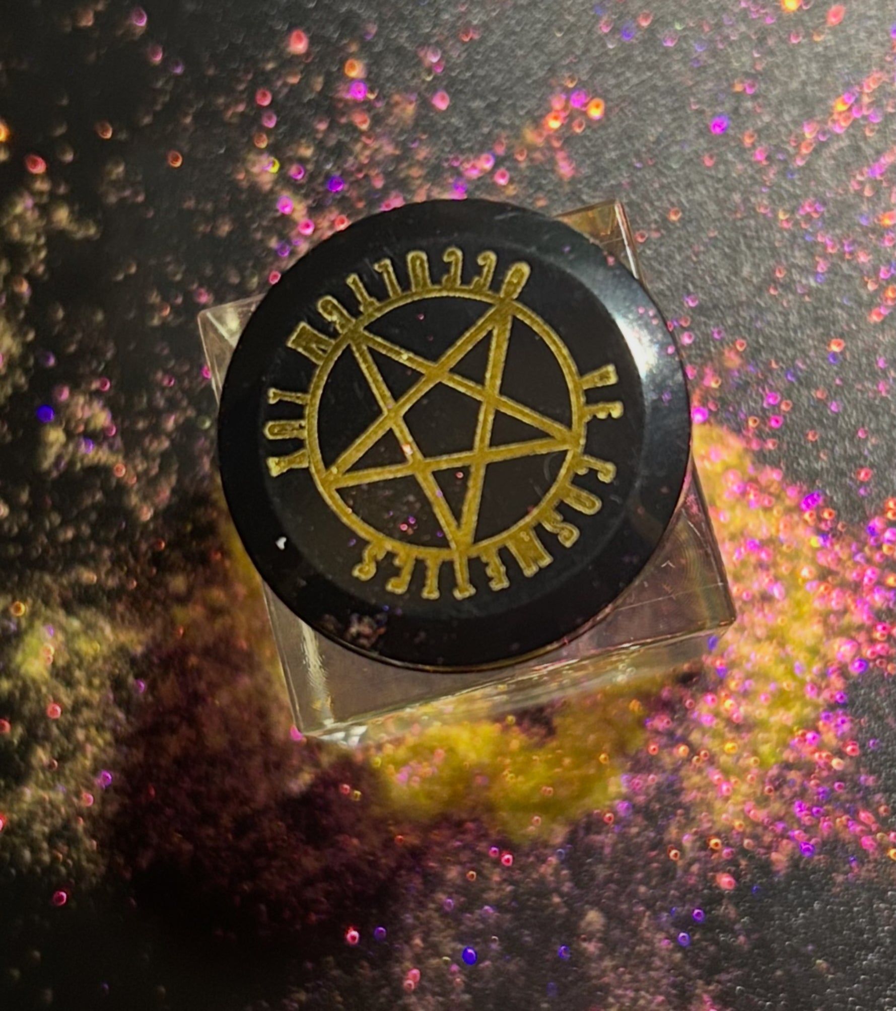 Single Eyeshadows  (Statement & Limited Shades)