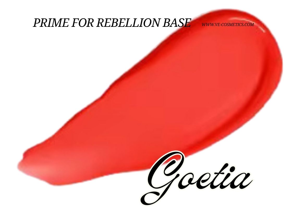 Red eyeshadow base for adding depth and intensity to red and metallic shadows