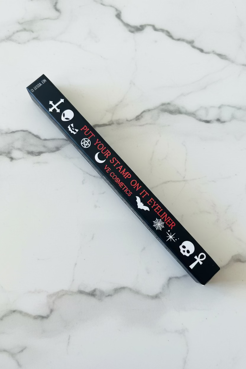 Barbed Wire 2-in-1 Waterproof Eyeliner Stamp Pen
