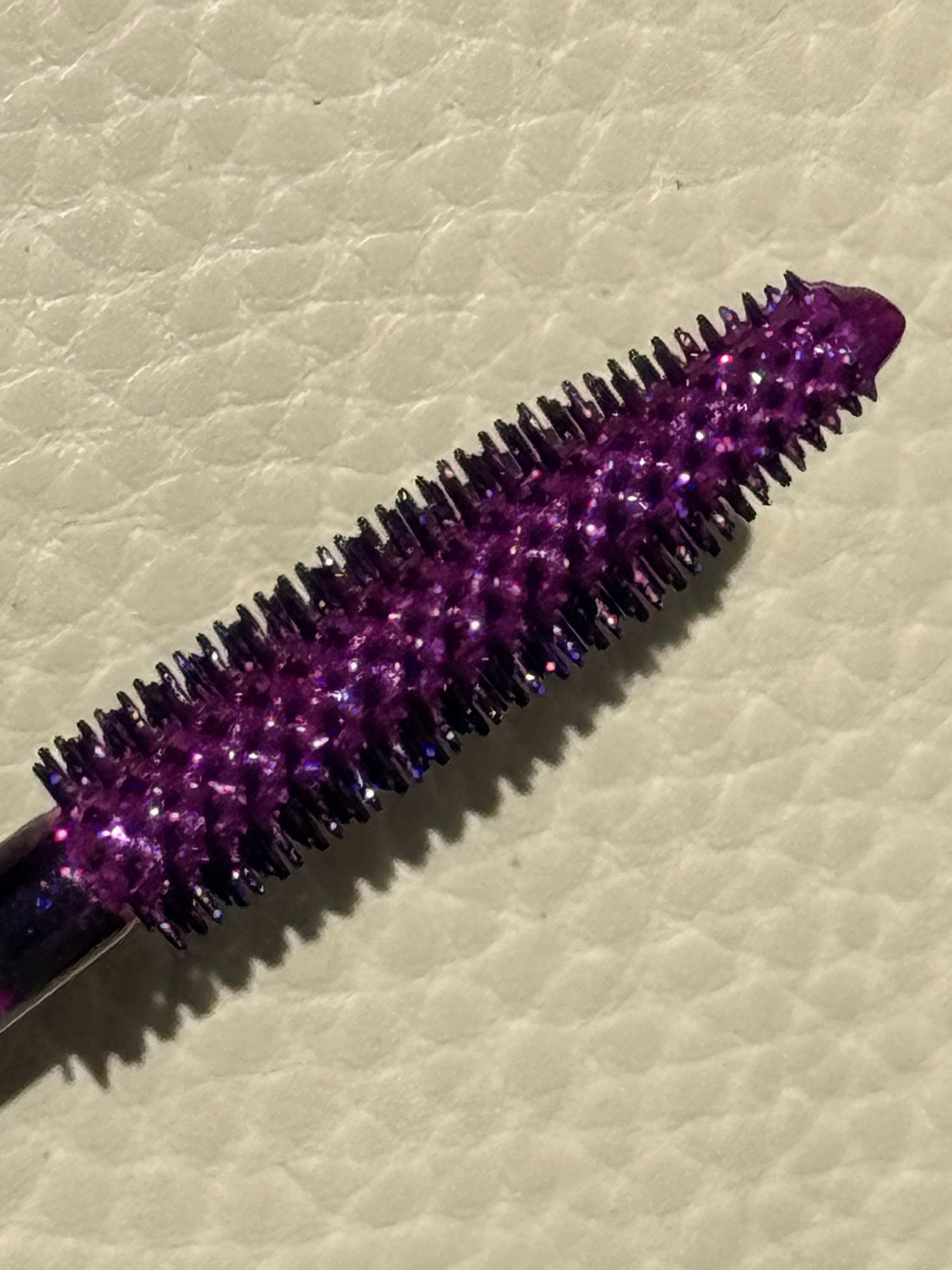 Mascara Coloré Chroma Veil – Amarante Violet Métallique