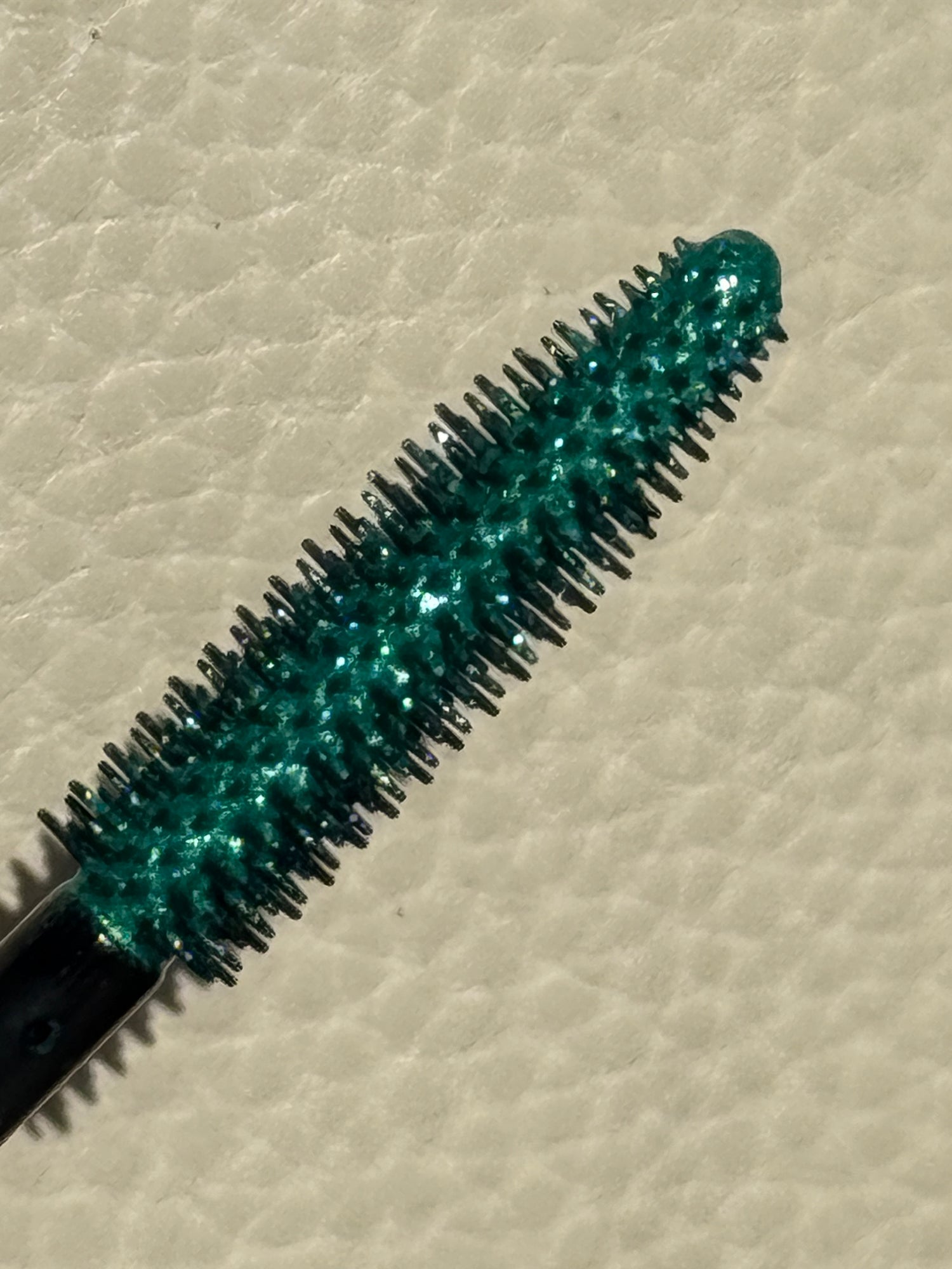 Basilisk – Mascara de couleur Vert Métallique
