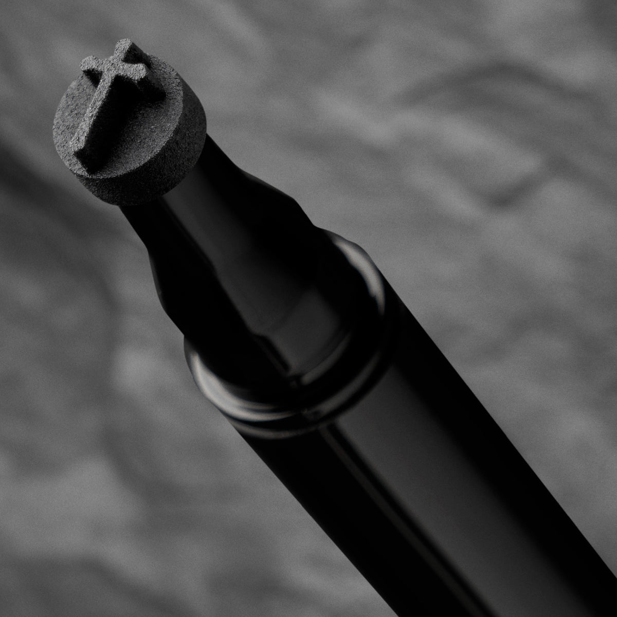 Stylo Tampon Eyeliner Imperméable 2-en-1 Cross