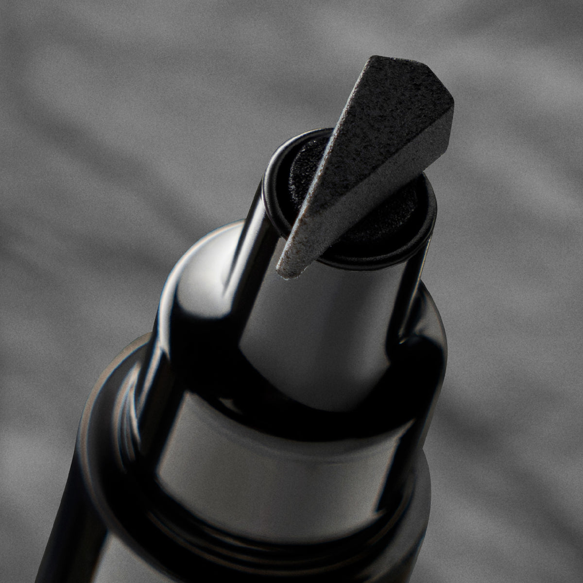 Winging It – Black Stamp Eyeliner | Dual-Ended Wing Stamp & Liner Pen