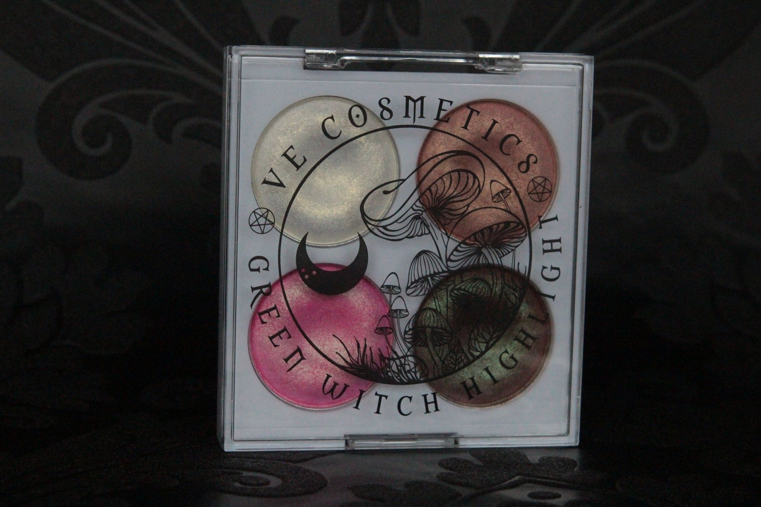 Green Witch Highlighter Ltd Edt - VE CosmeticsHighlighter